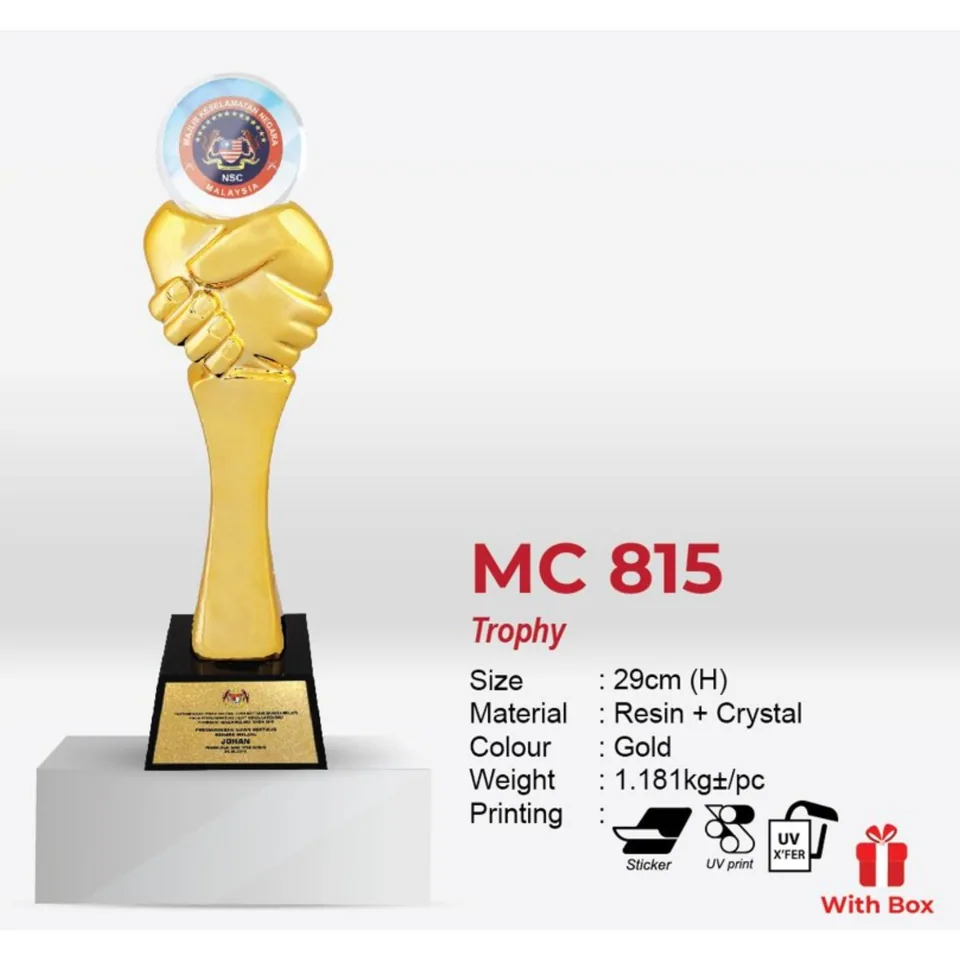 MC 815 Trophy