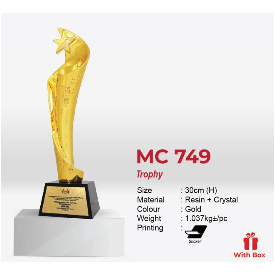 MC 749 Trophy